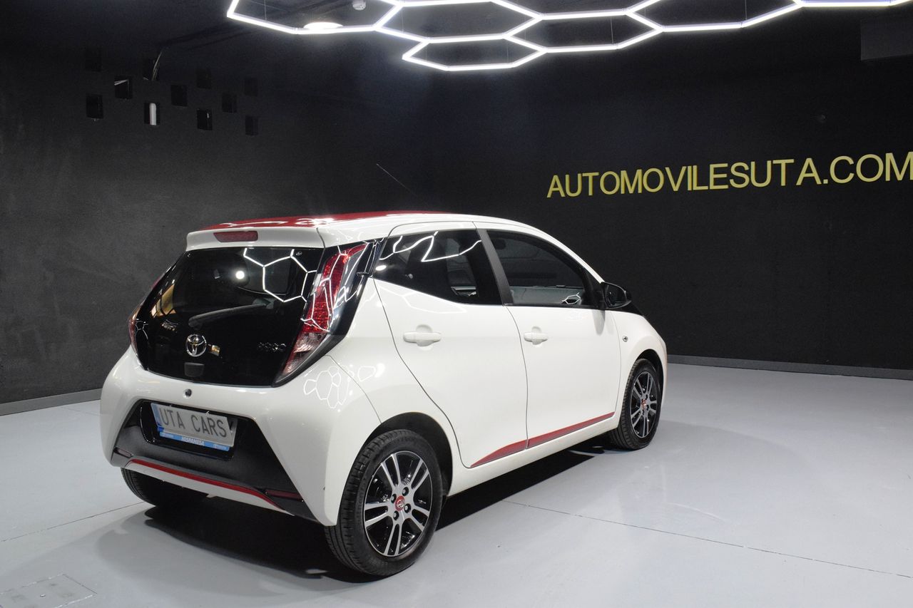 Toyota Aygo 1.0 XPLAY 70 CV AUTO  - Foto 7