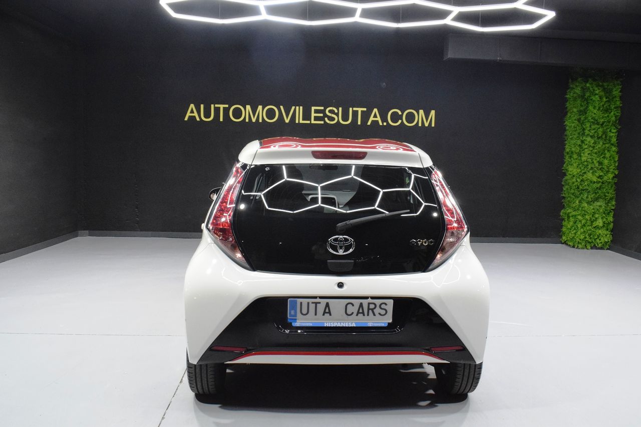 Toyota Aygo 1.0 XPLAY 70 CV AUTO  - Foto 6