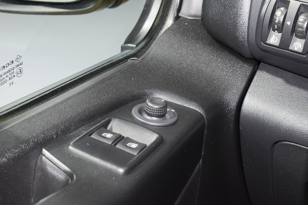 Renault Trafic Furgón 29 L2H1 Energy BluedCi 95CV 4 P - Foto 20