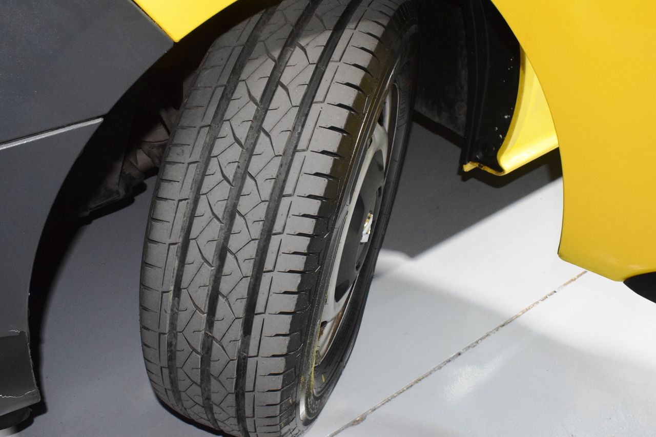 Renault Trafic Furgón 29 L2H1 Energy BluedCi 95CV 4 P - Foto 25