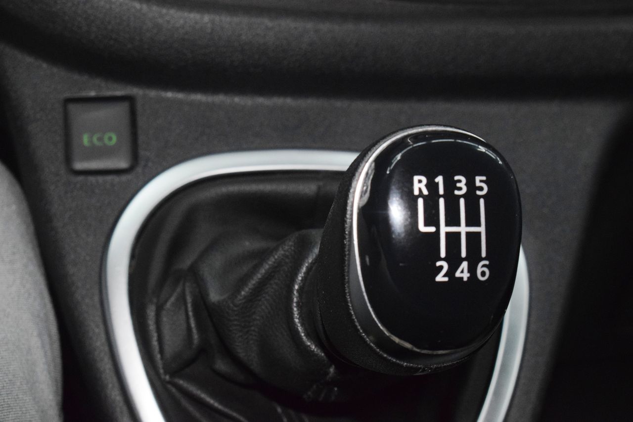 Renault Trafic Furgón 29 L2H1 Energy BluedCi 95CV 4 P - Foto 21