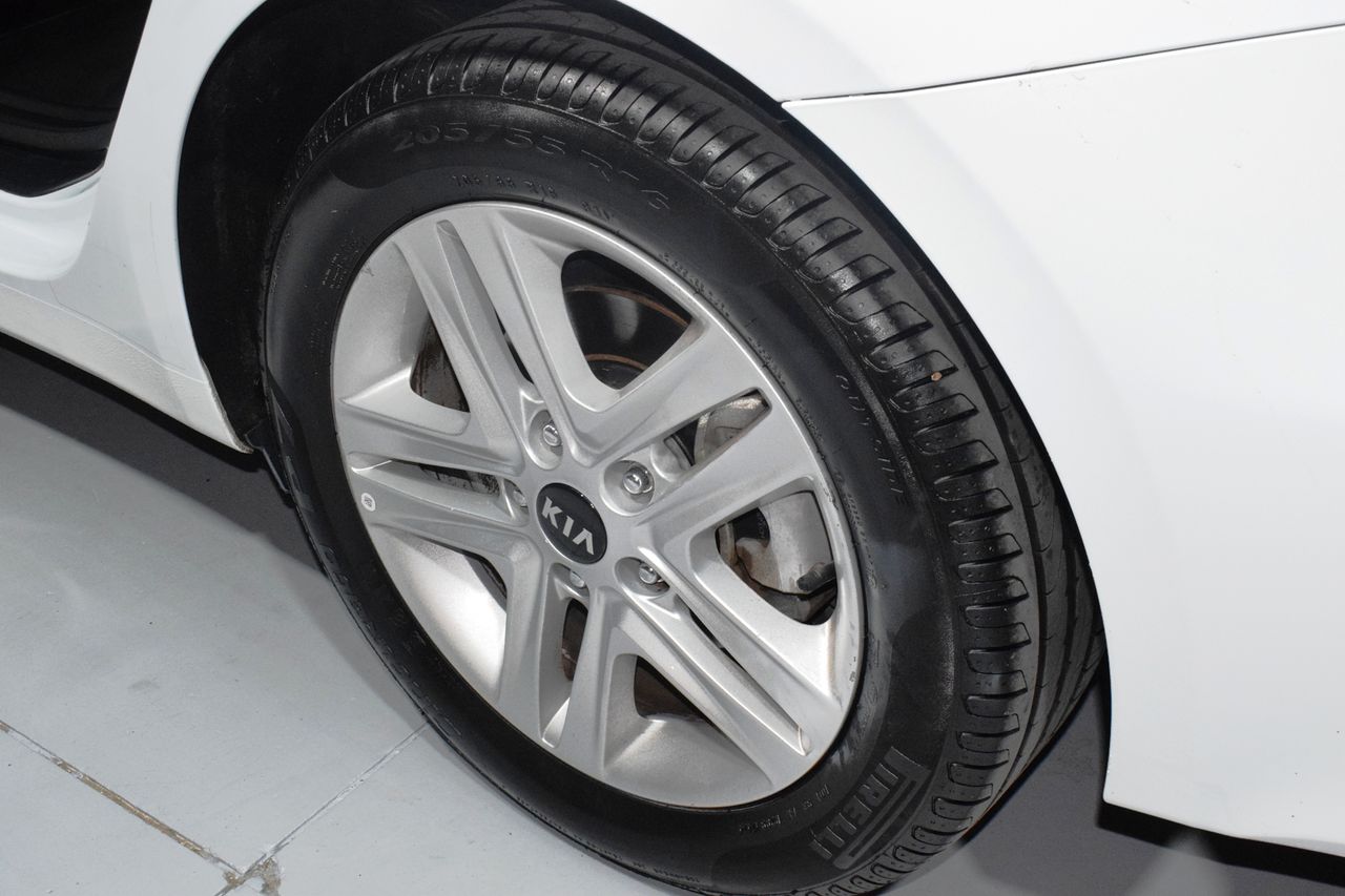 Kia Ceed TOURER 1.6 MHEV IMT 100KW DRIVE - Foto 25