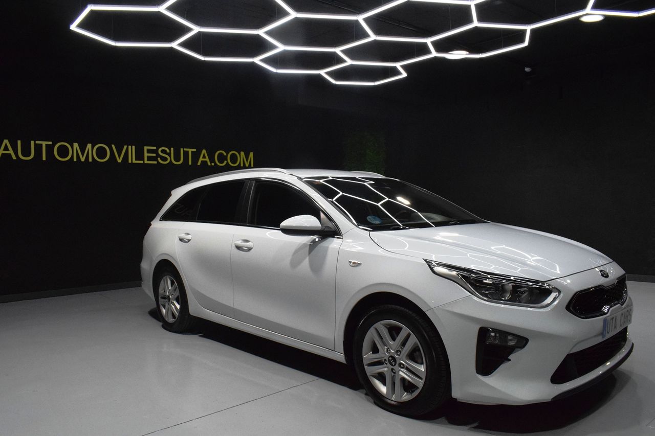 Kia Ceed TOURER 1.6 MHEV IMT 100KW DRIVE - Foto 10