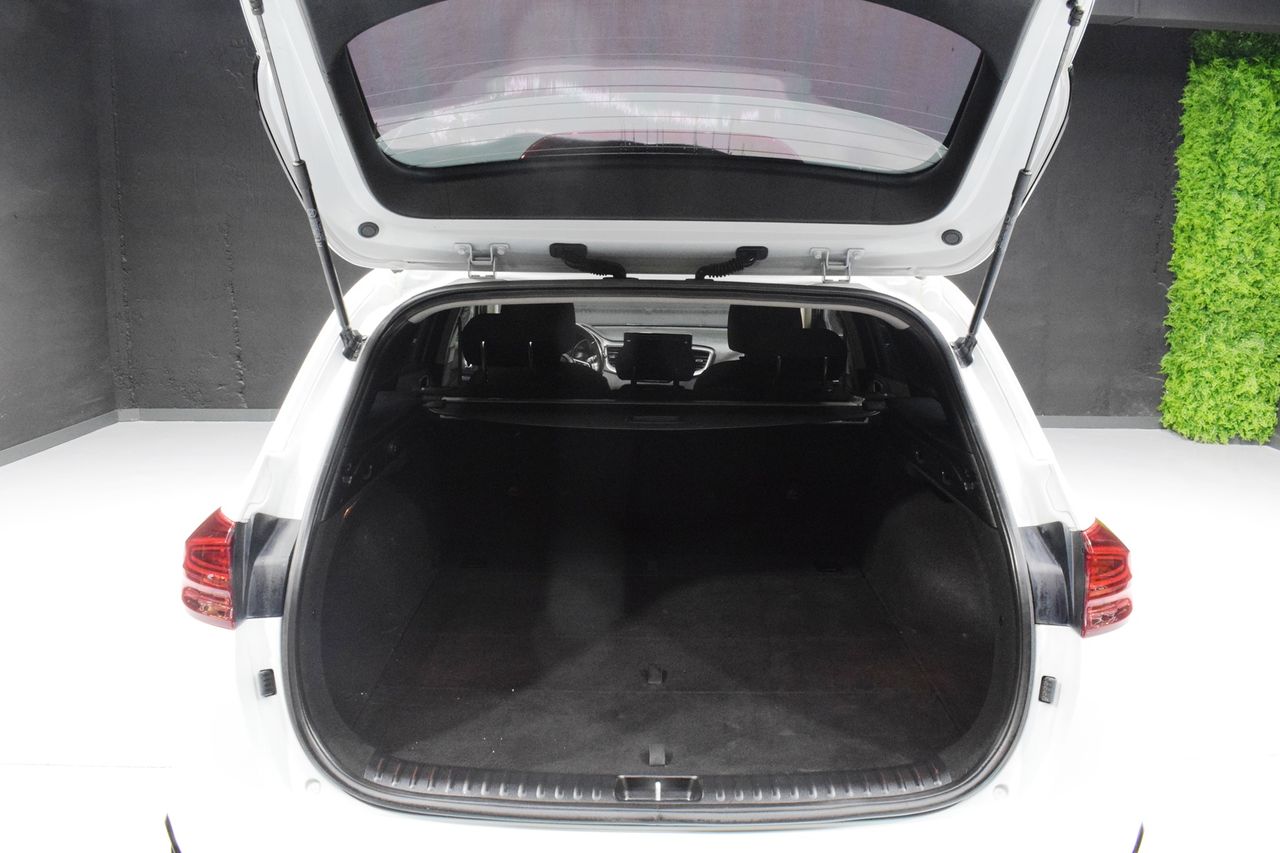 Kia Ceed TOURER 1.6 MHEV IMT 100KW DRIVE - Foto 8