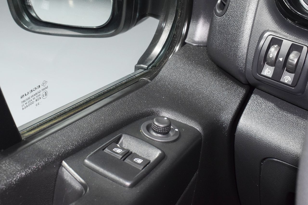 Renault Trafic Furgón 29 L2H1 Energy BluedCi 70 kW 4 P - Foto 21