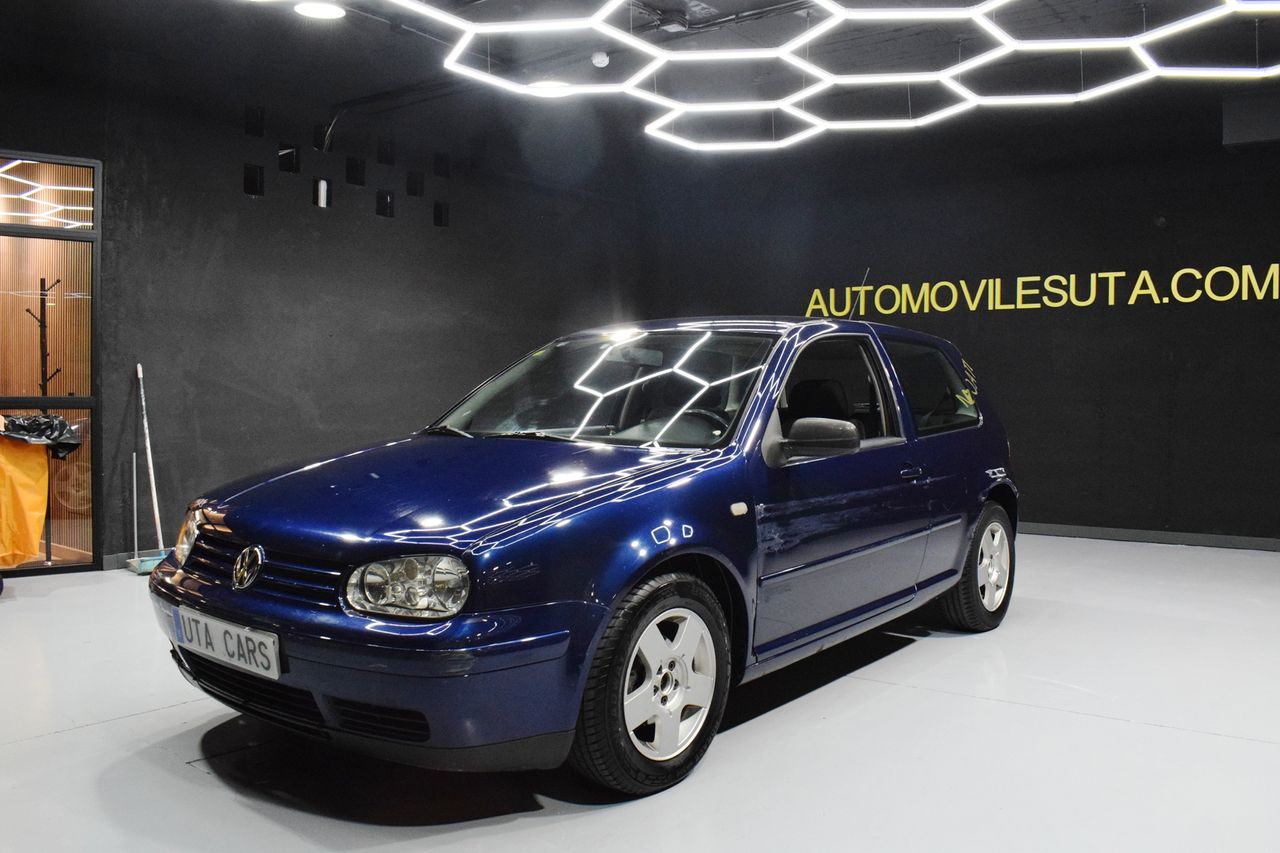 Volkswagen Golf IV HIGHLINE 1.6 100CV - Foto 4