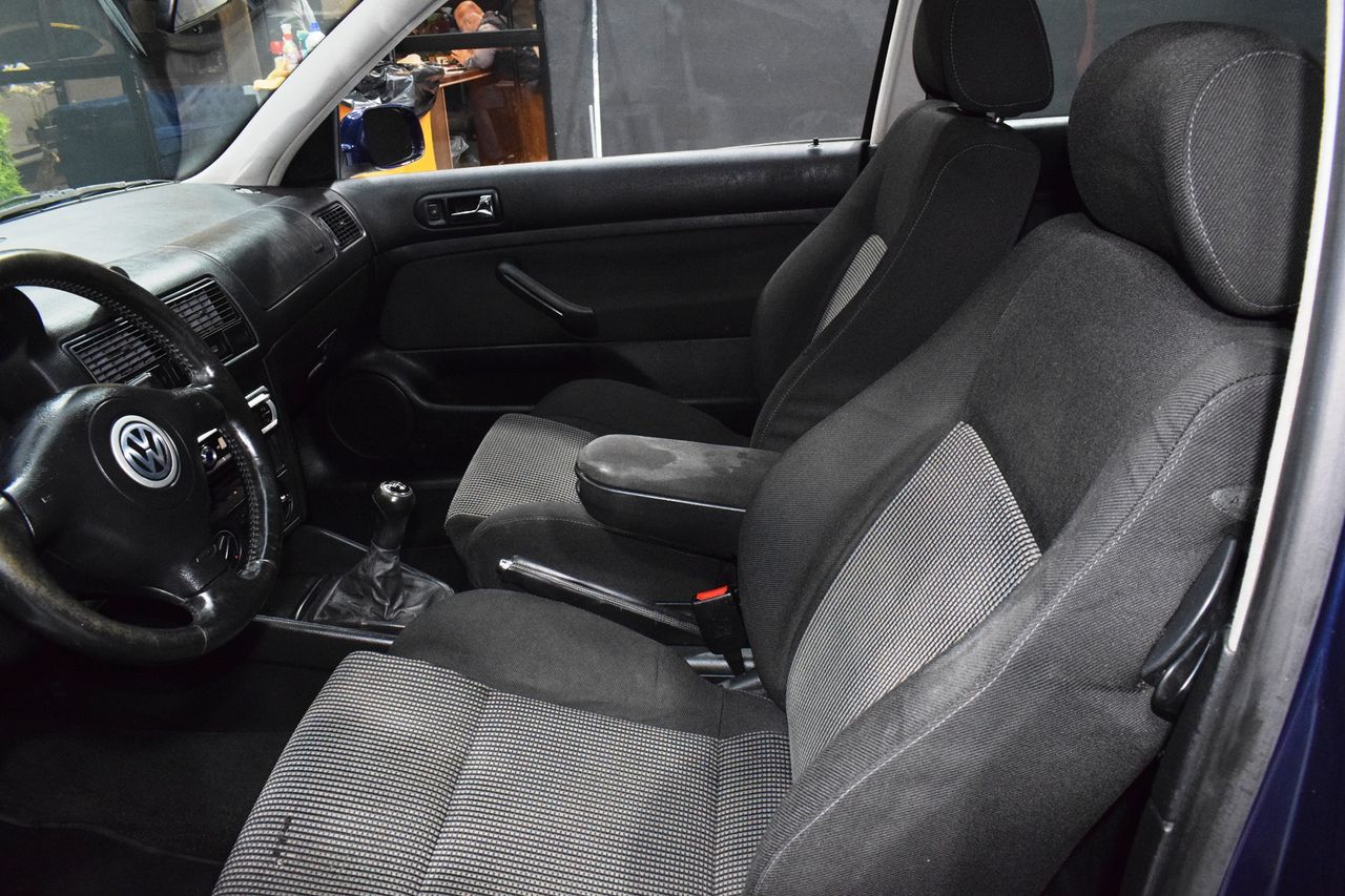 Volkswagen Golf IV HIGHLINE 1.6 100CV - Foto 10