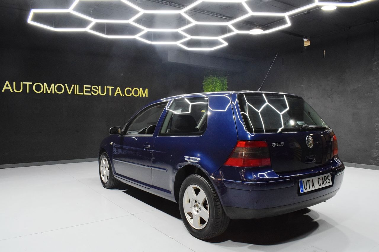 Volkswagen Golf IV HIGHLINE 1.6 100CV - Foto 5