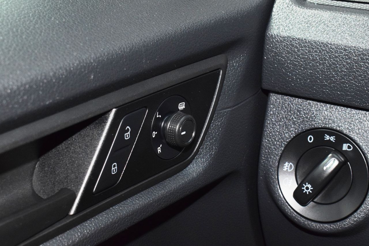 Volkswagen Caddy Profesional Kombi BMT 2.0 100 CV - Foto 26