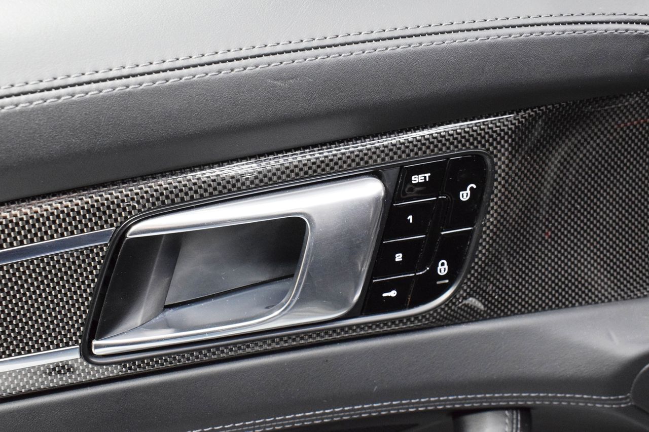 Porsche Panamera 4S DIESEL - Foto 17