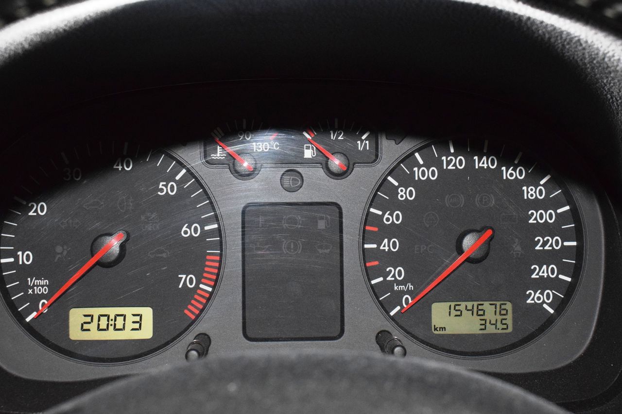 Volkswagen Golf 1.6 HIGHLINE - Foto 20