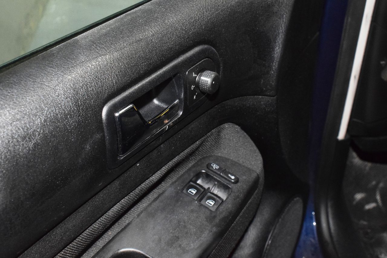 Volkswagen Golf 1.6 HIGHLINE - Foto 19