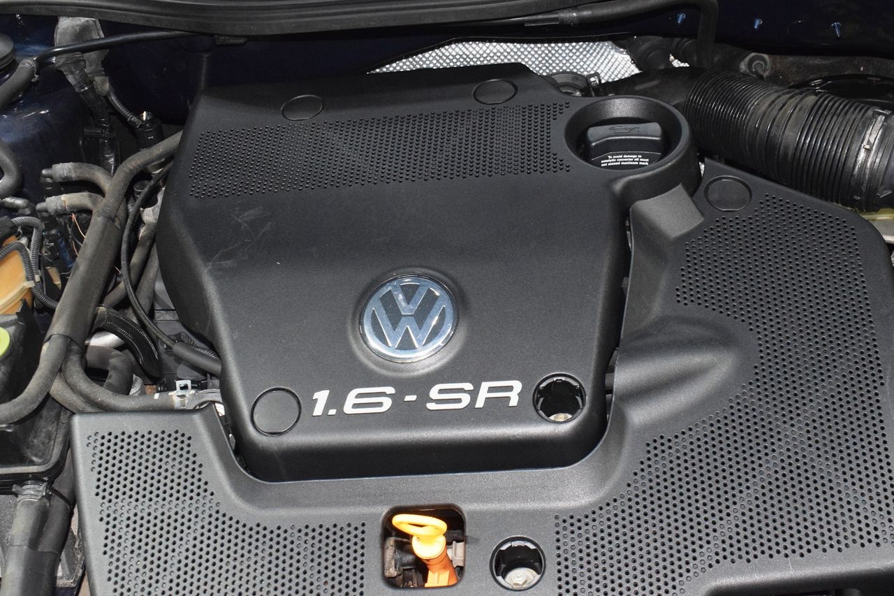 Volkswagen Golf 1.6 HIGHLINE - Foto 15