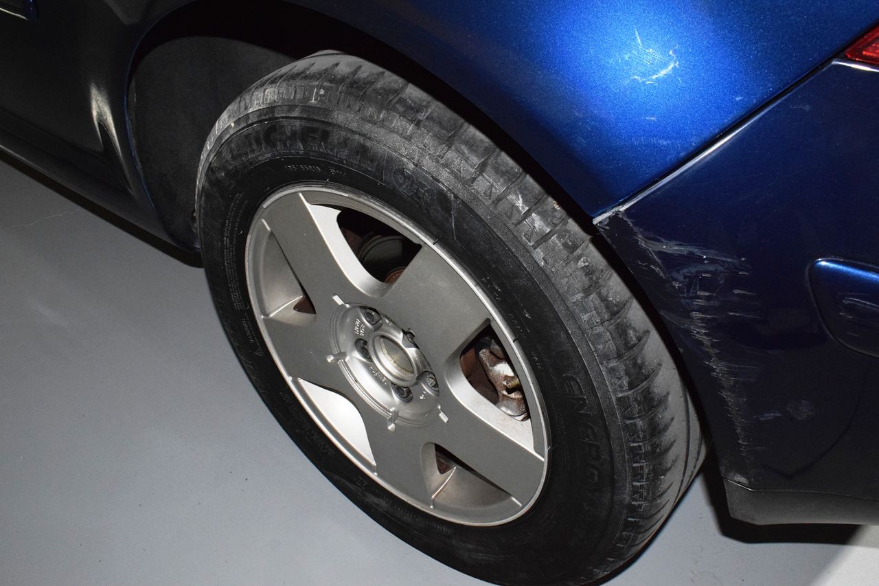 Volkswagen Golf 1.6 HIGHLINE - Foto 27