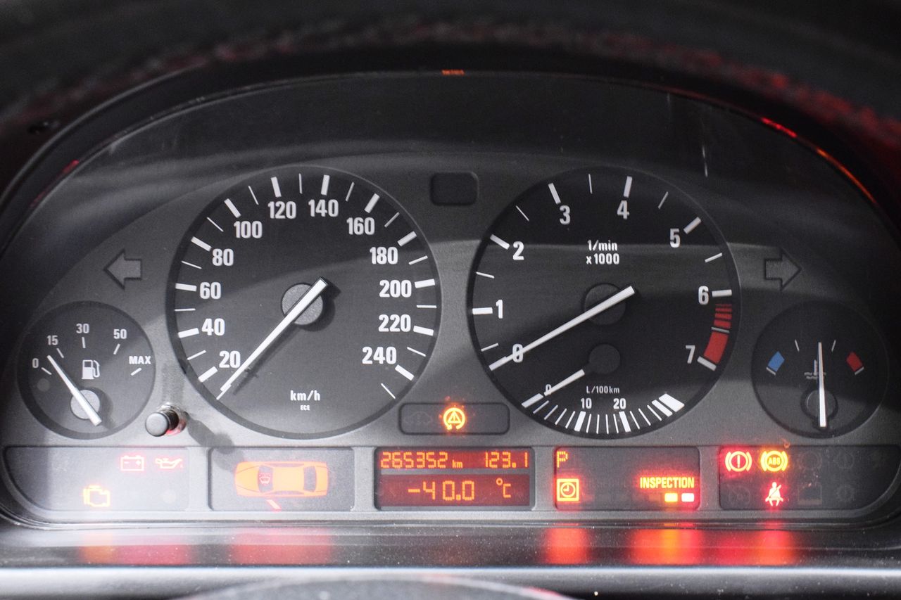 BMW Serie 5 528i - Foto 18