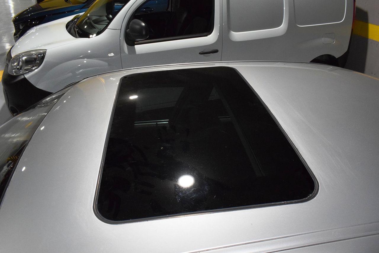 BMW Serie 5 528i - Foto 33