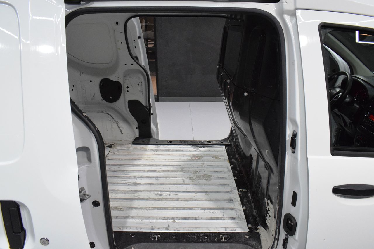 Dacia Dokker Van Essential 1.6 80kW (110CV) GLP - Foto 17