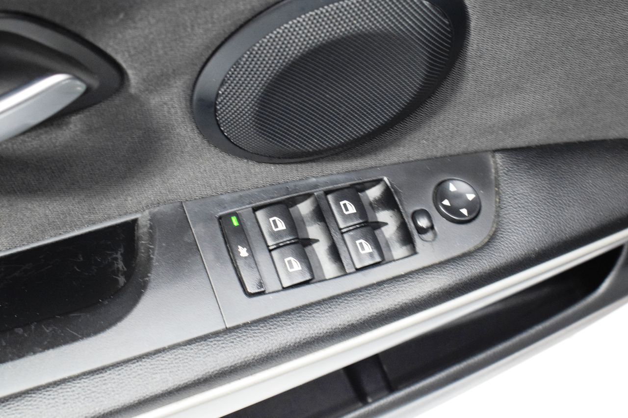 BMW Serie 3 320D TOURING AUTO 177 CV - Foto 14