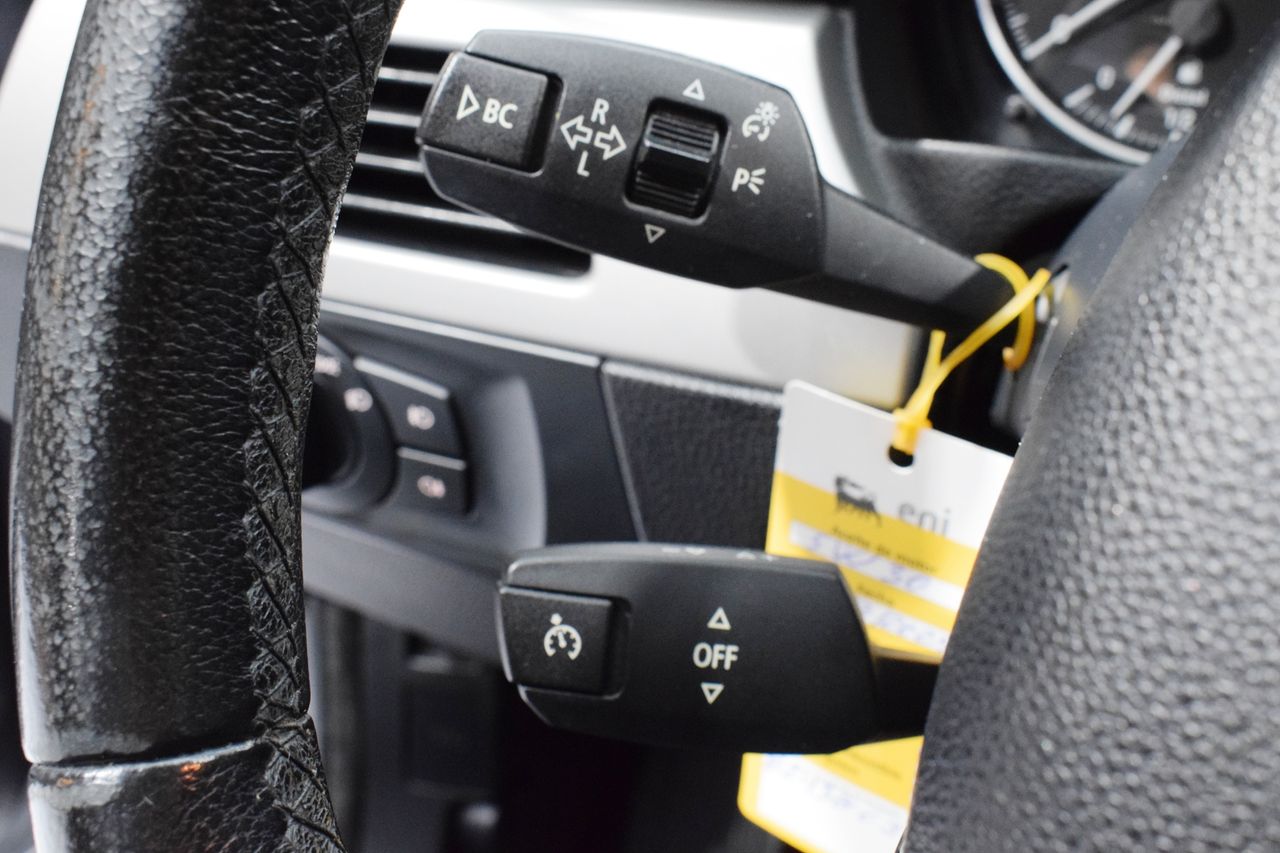 BMW Serie 3 320D TOURING AUTO 177 CV - Foto 26