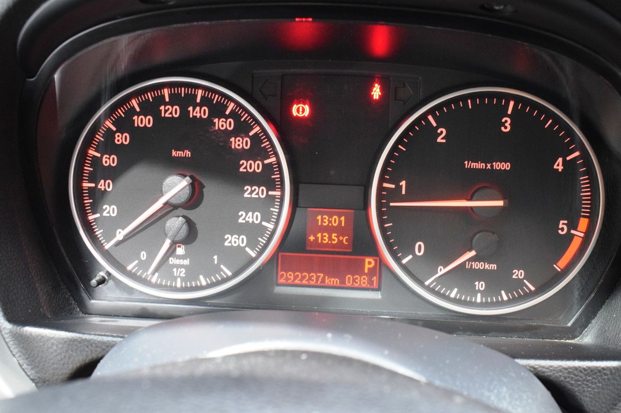 BMW Serie 3 320D TOURING AUTO 177 CV - Foto 28