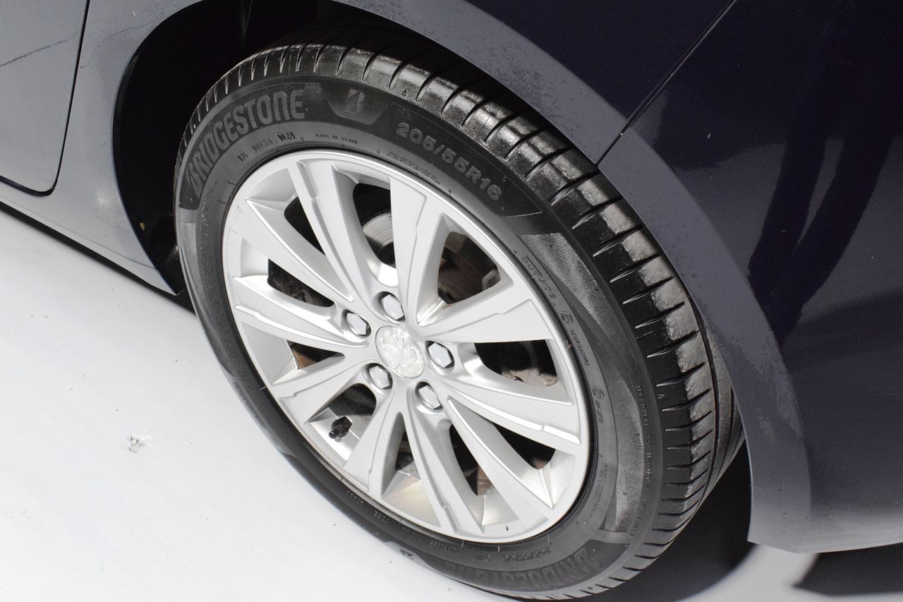 Peugeot 308 5P STYLE BLUEHDI 130 SS 6 V - Foto 21