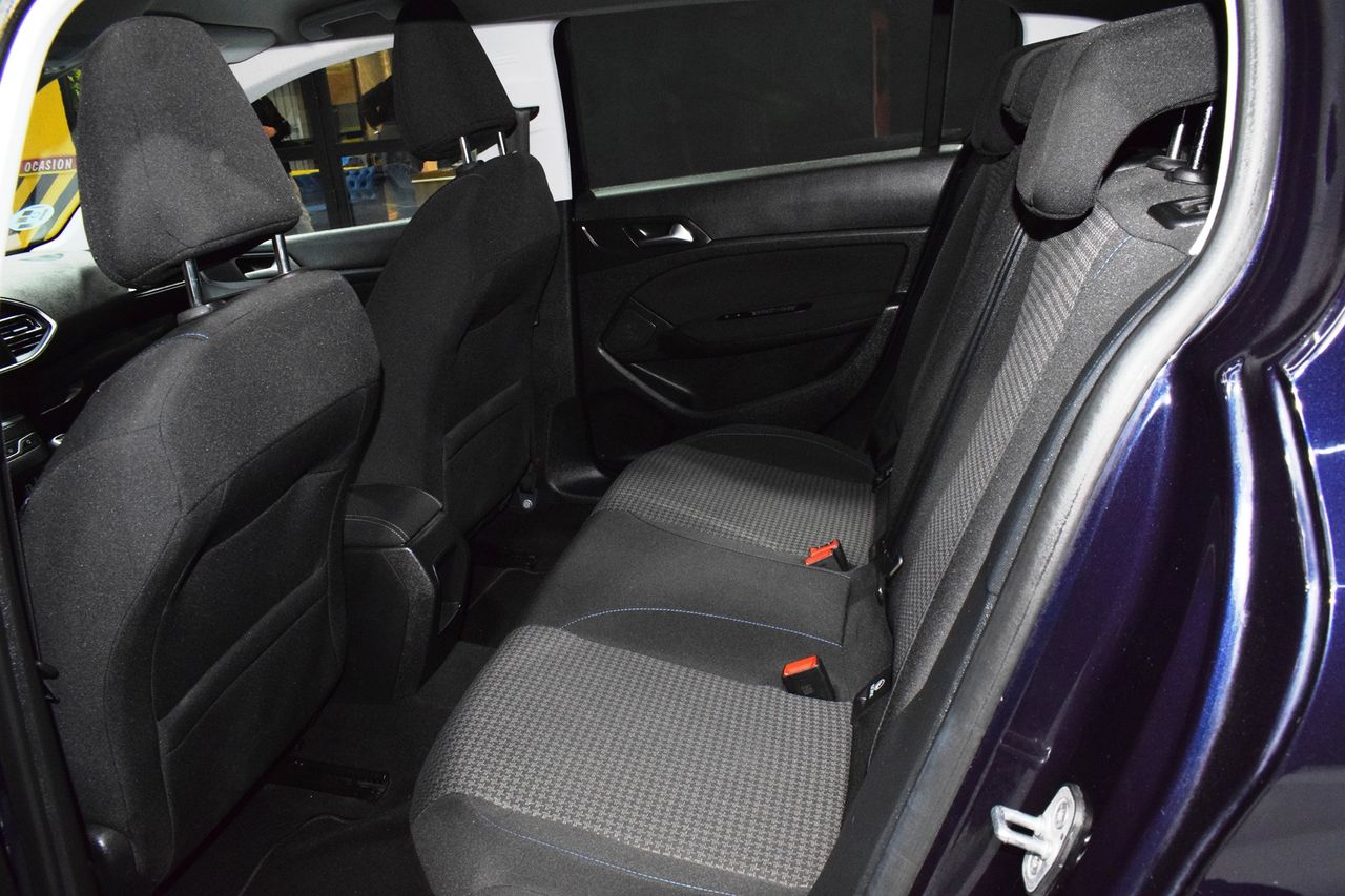 Peugeot 308 5P STYLE BLUEHDI 130 SS 6 V - Foto 9