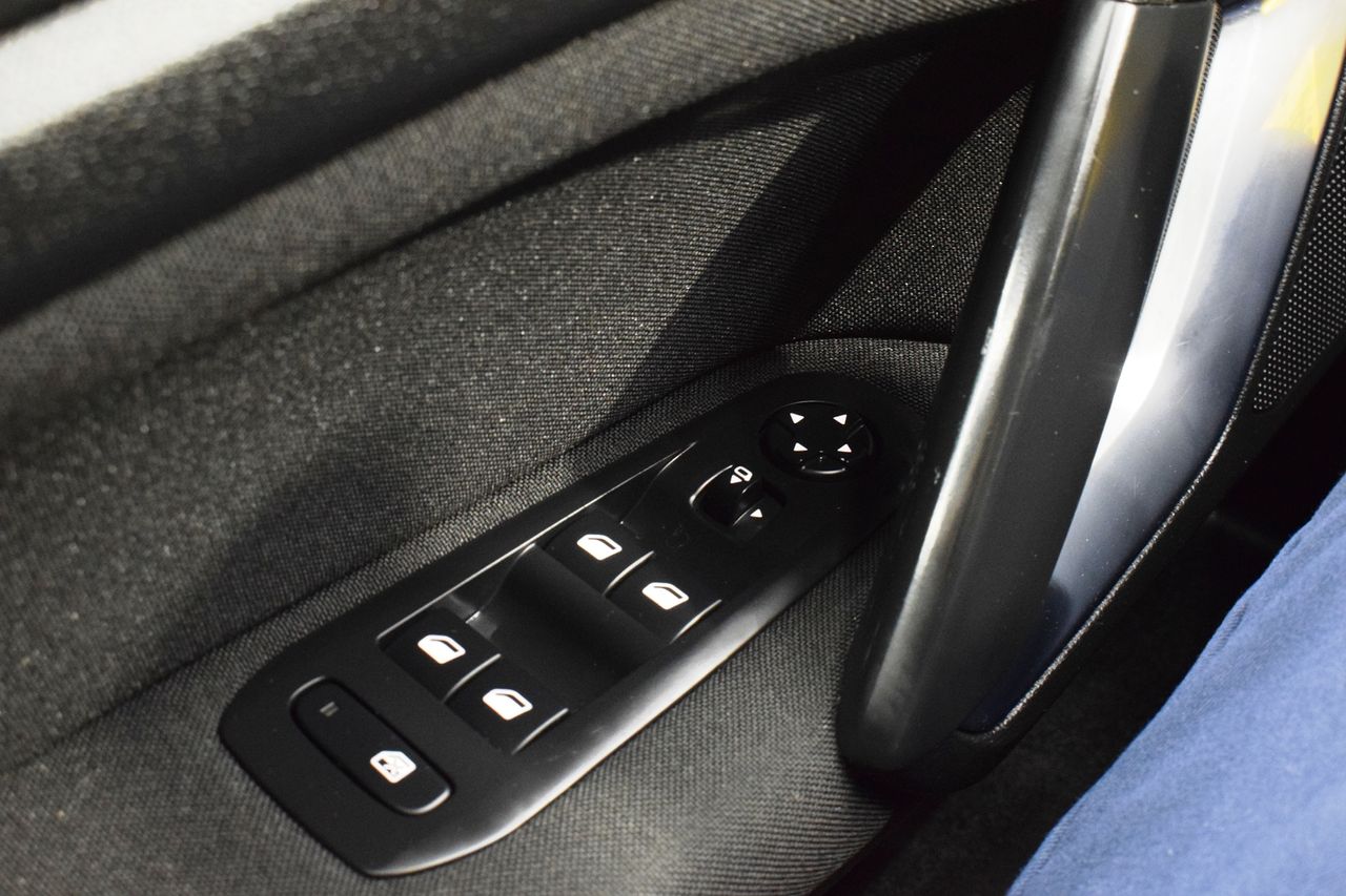 Peugeot 308 5P STYLE BLUEHDI 130 SS 6 V - Foto 20