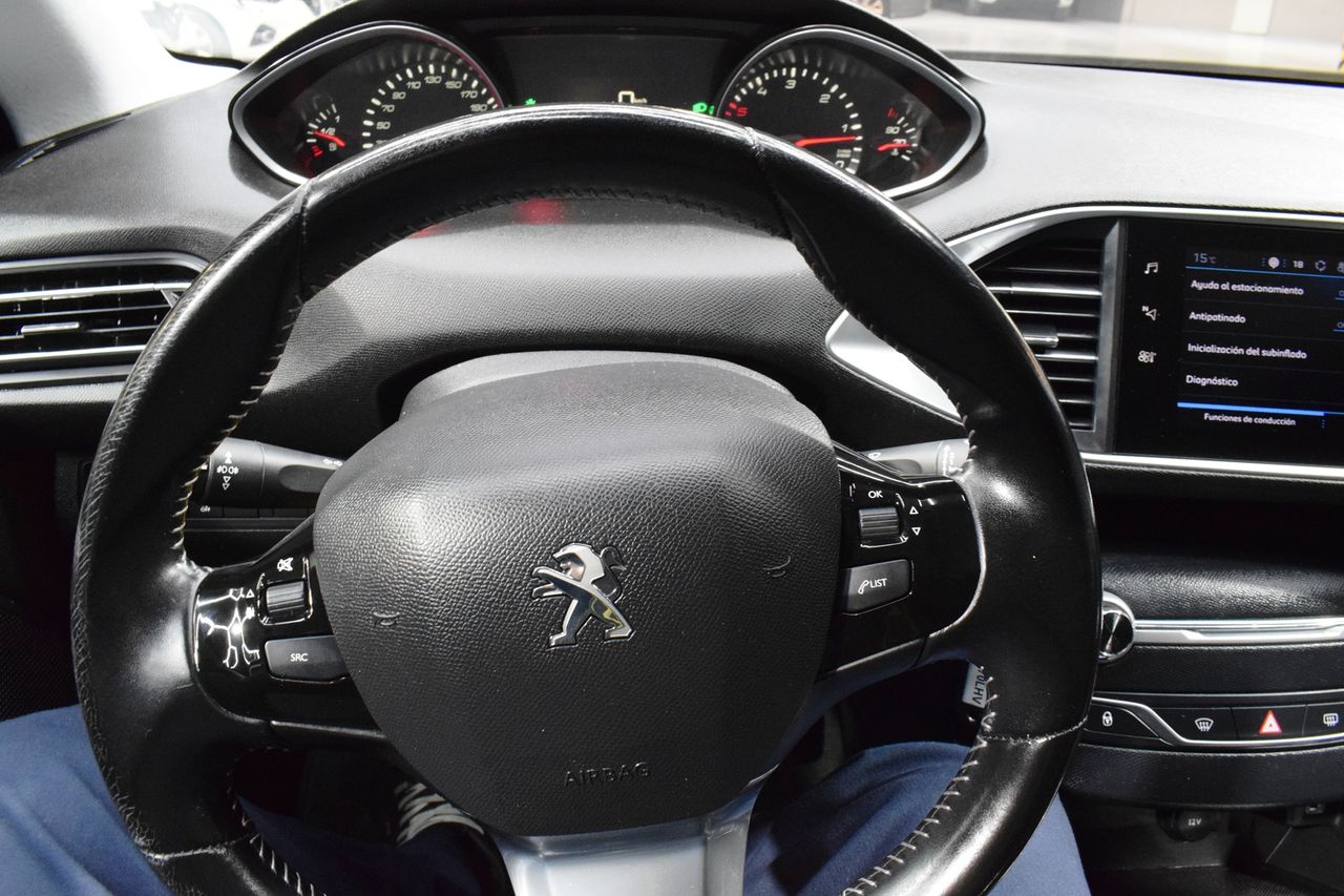 Peugeot 308 5P STYLE BLUEHDI 130 SS 6 V - Foto 16