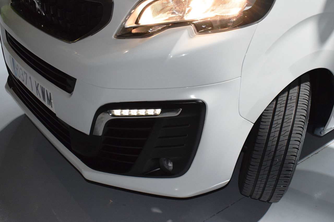 Peugeot Traveller TRAVELLER  Business 1.6 BlueHDi 88KW (120) Standard 4 P - Foto 35