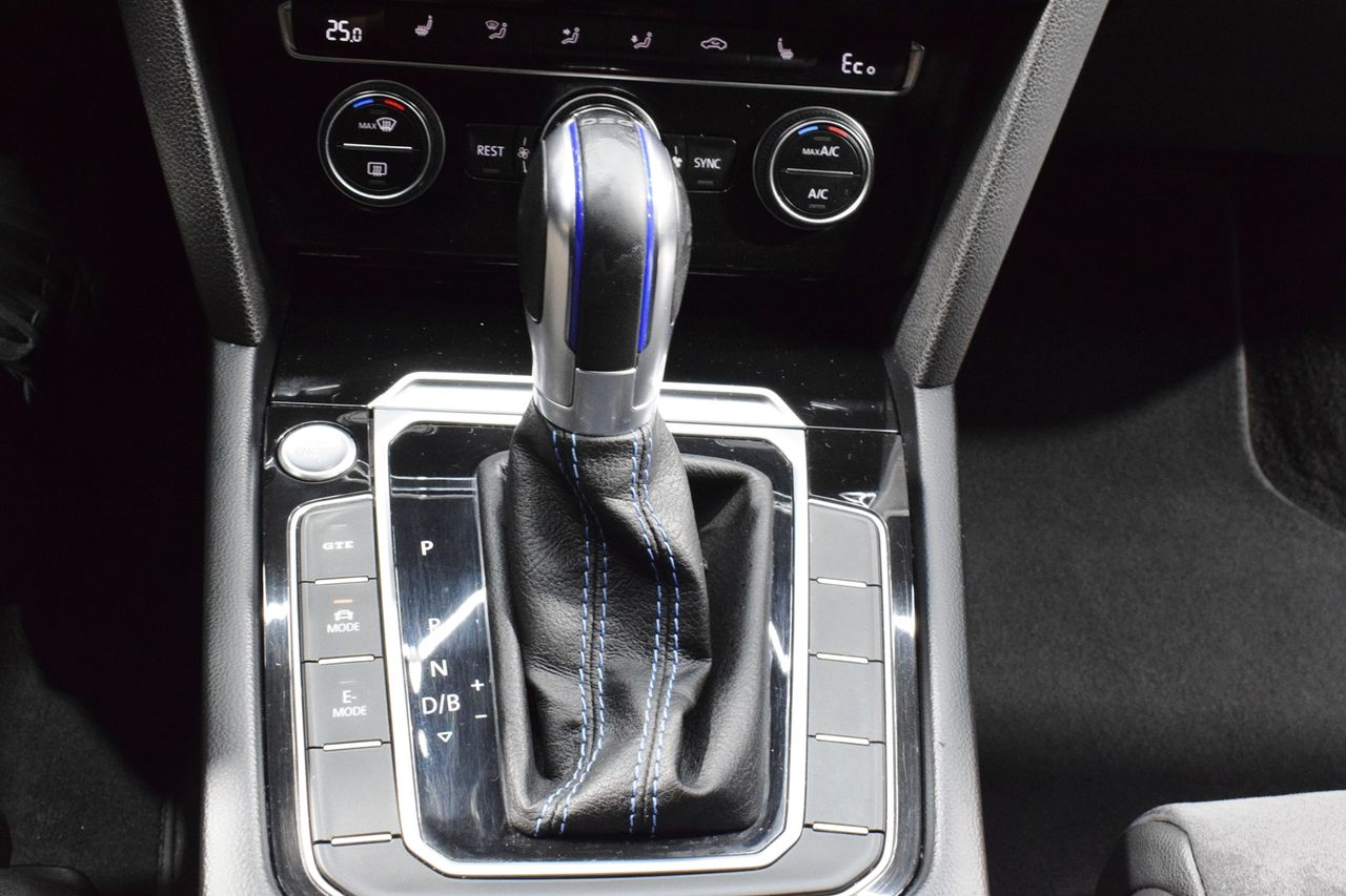 Volkswagen Passat GTE 1.4 TSI (218CV) DSG Variant - Foto 17