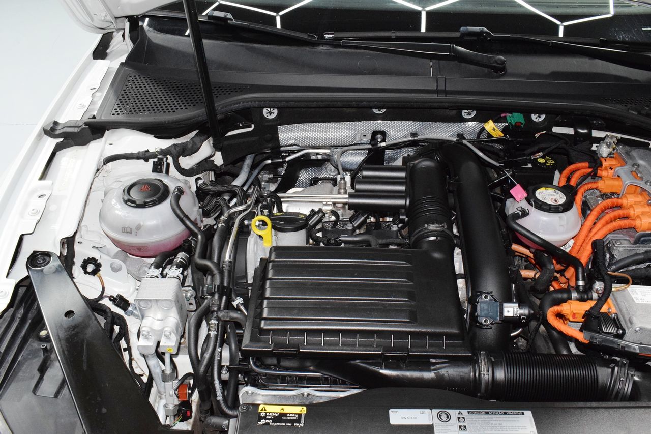 Volkswagen Passat GTE 1.4 TSI (218CV) DSG Variant - Foto 31