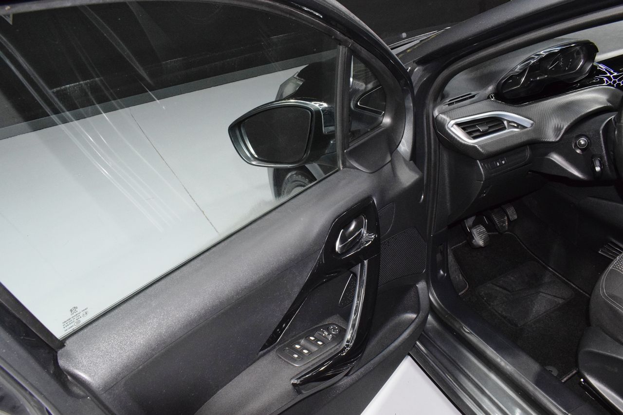 Peugeot 208 1.2 PURE TECH  110 CV - Foto 13