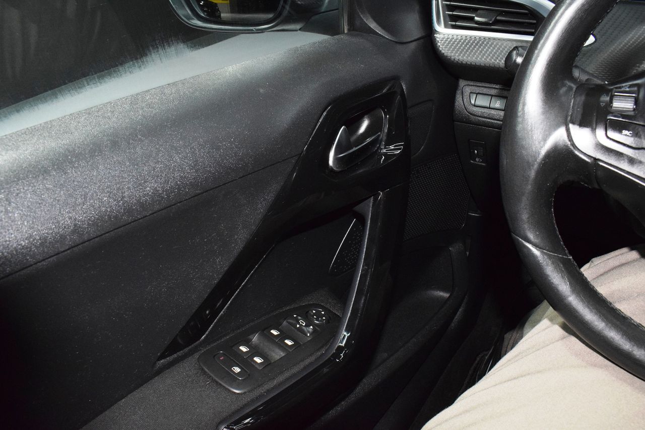 Peugeot 208 1.2 PURE TECH  110 CV - Foto 21