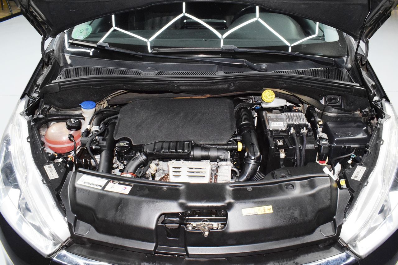 Peugeot 208 1.2 PURE TECH  110 CV - Foto 27