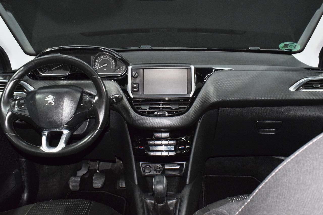 Peugeot 208 1.2 PURE TECH  110 CV - Foto 12
