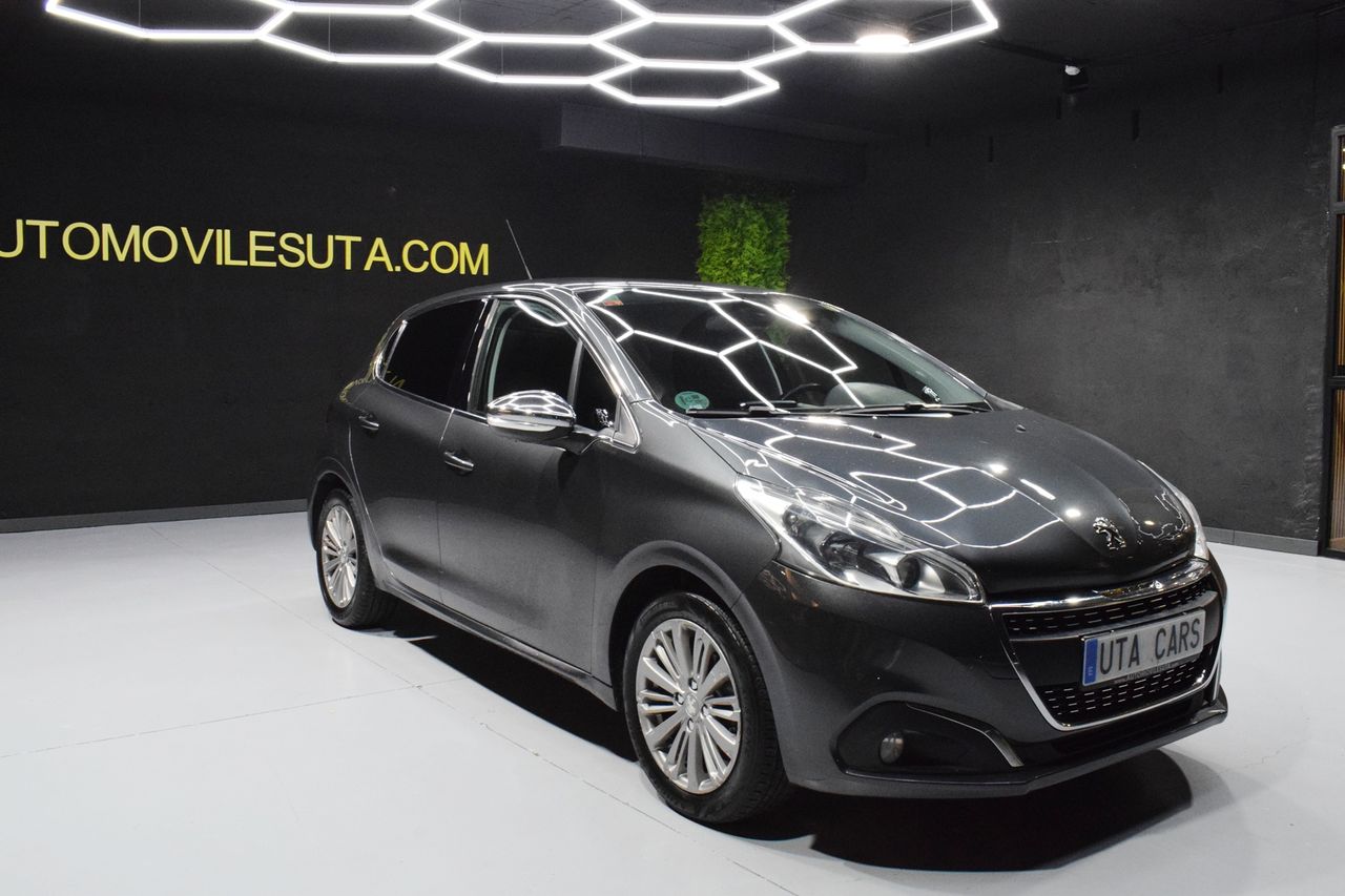 Peugeot 208 1.2 PURE TECH  110 CV - Foto 8