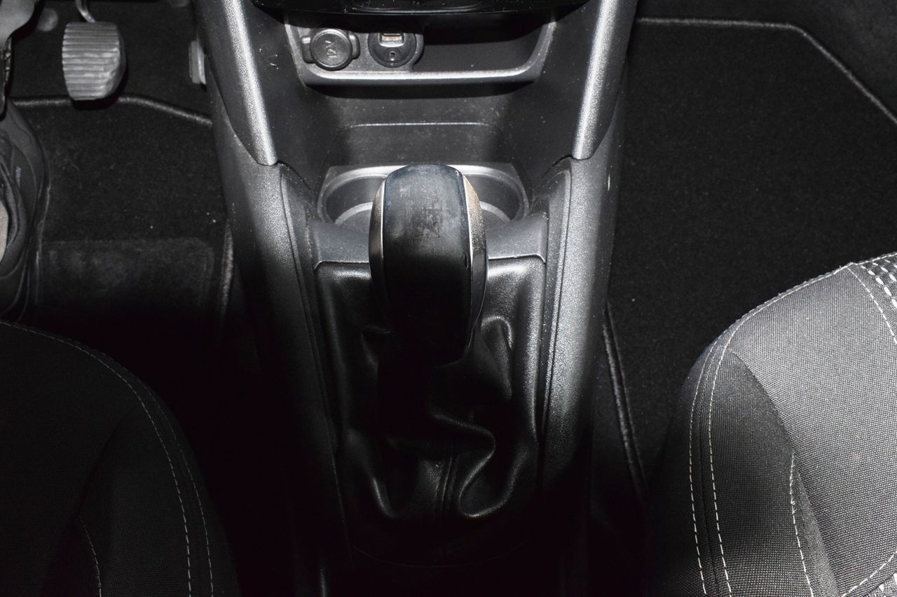 Peugeot 208 1.2 PURE TECH  110 CV - Foto 18