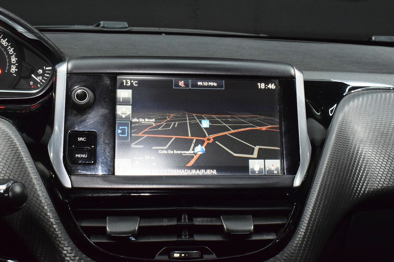 Peugeot 208 1.2 PURE TECH  110 CV - Foto 17