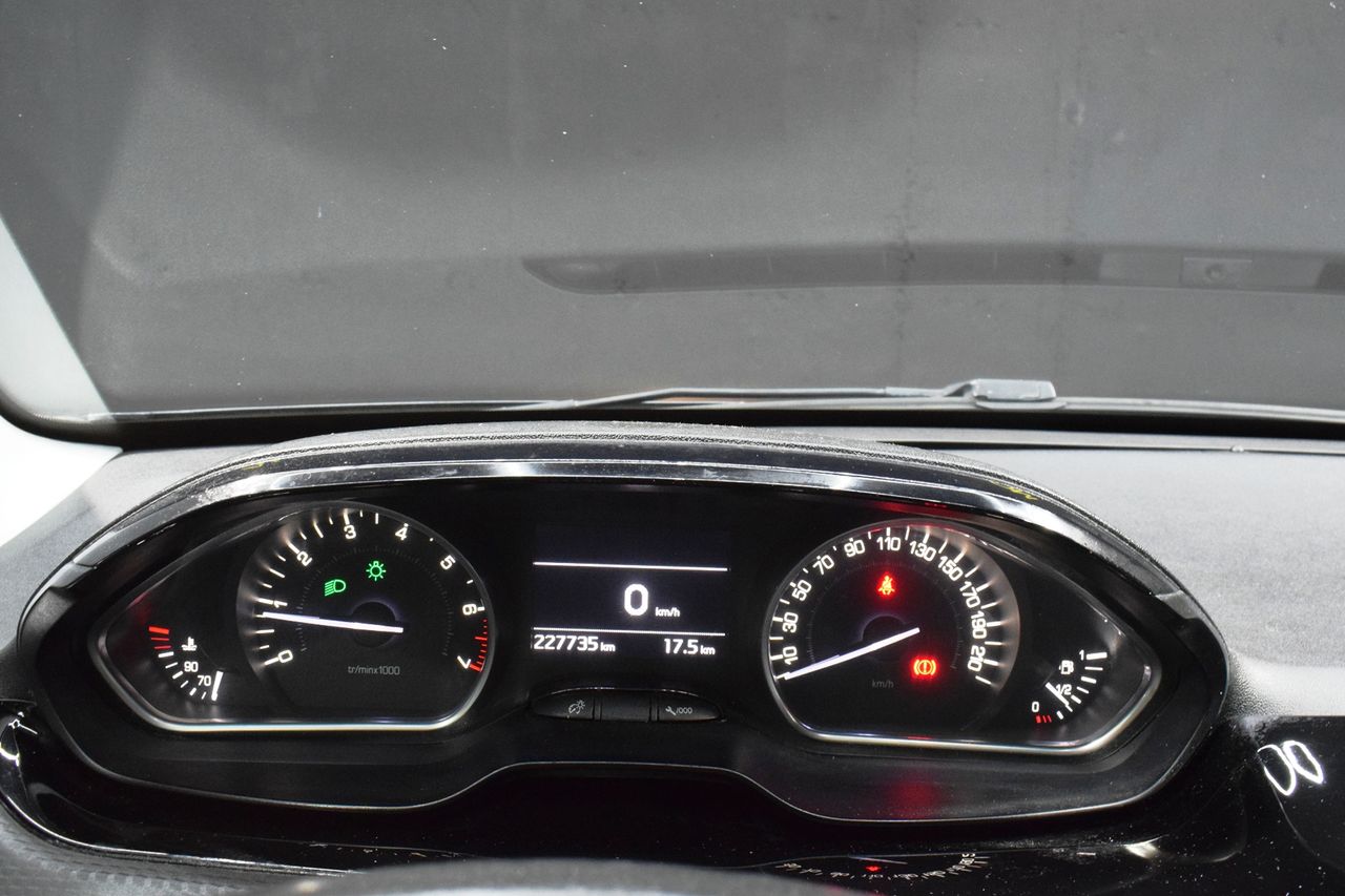 Peugeot 208 1.2 PURE TECH  110 CV - Foto 16