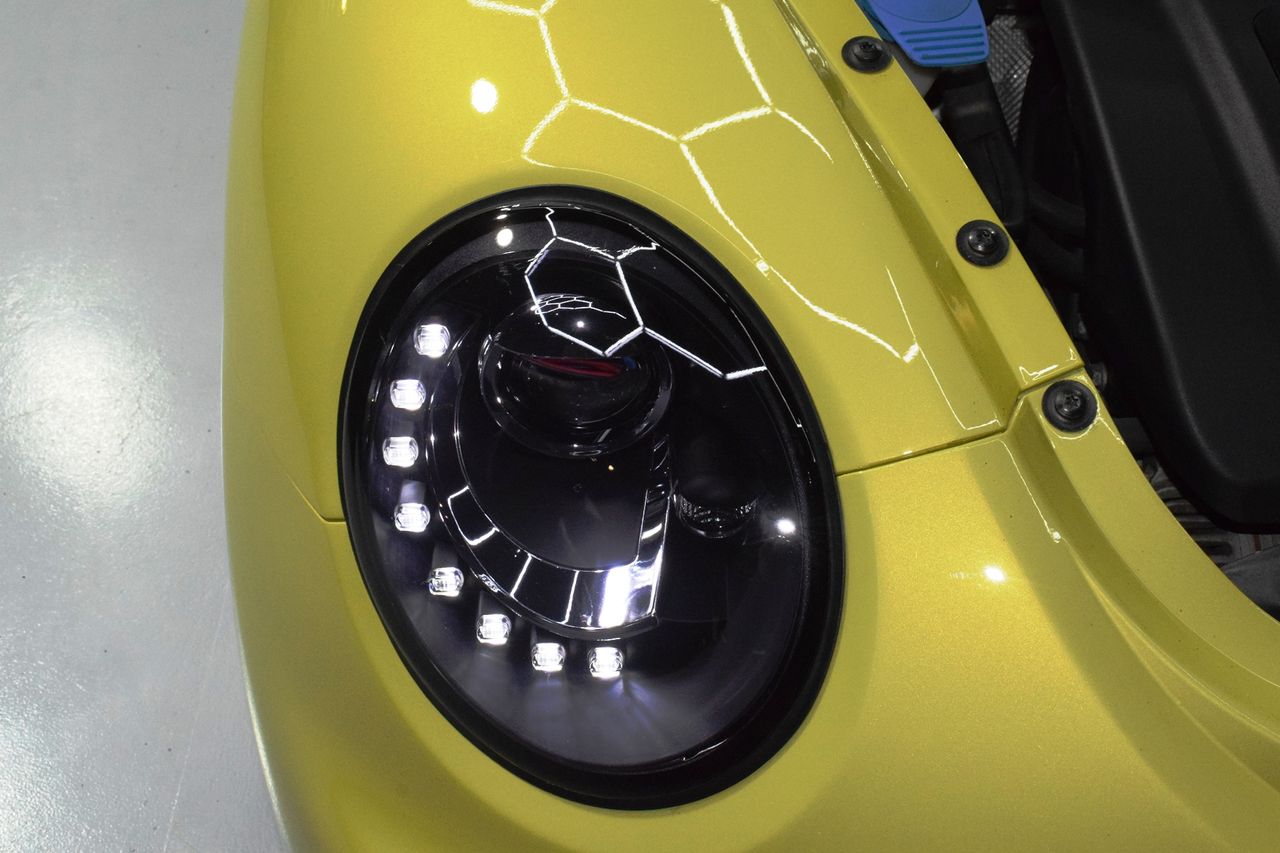 Volkswagen Beetle DESIGN 1.6 - Foto 26