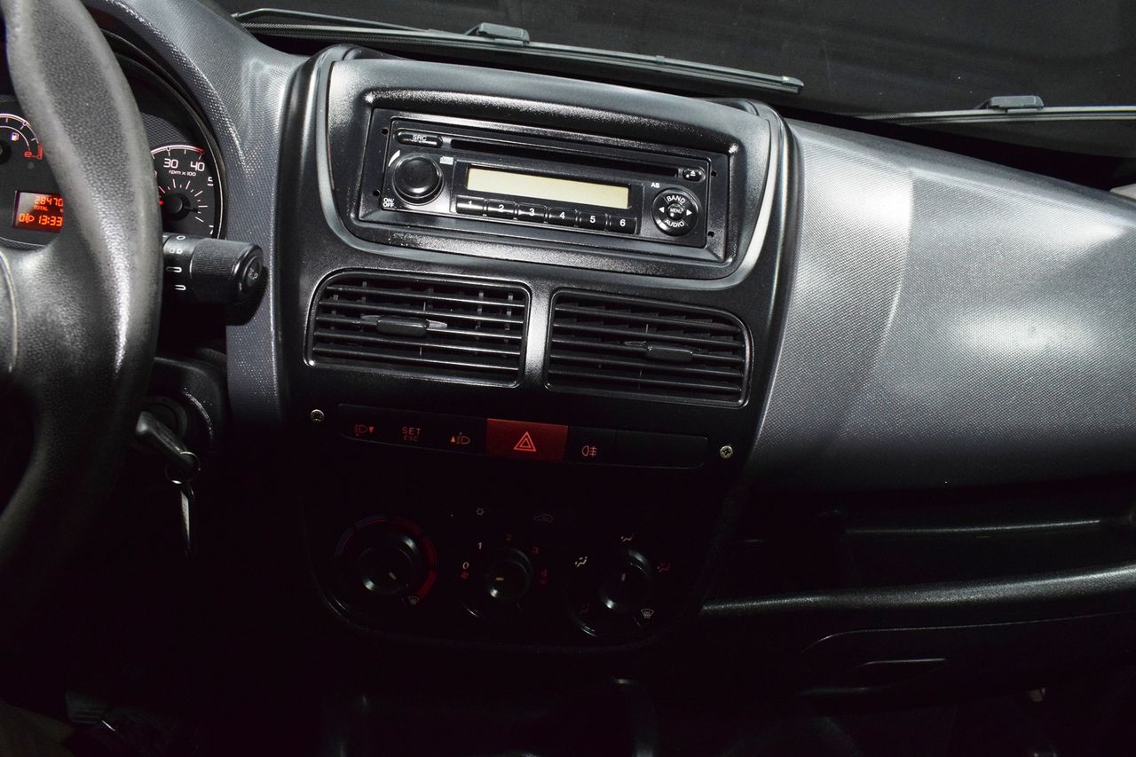 Fiat Doblò 1.3D MULTIJET 90 CV - Foto 19