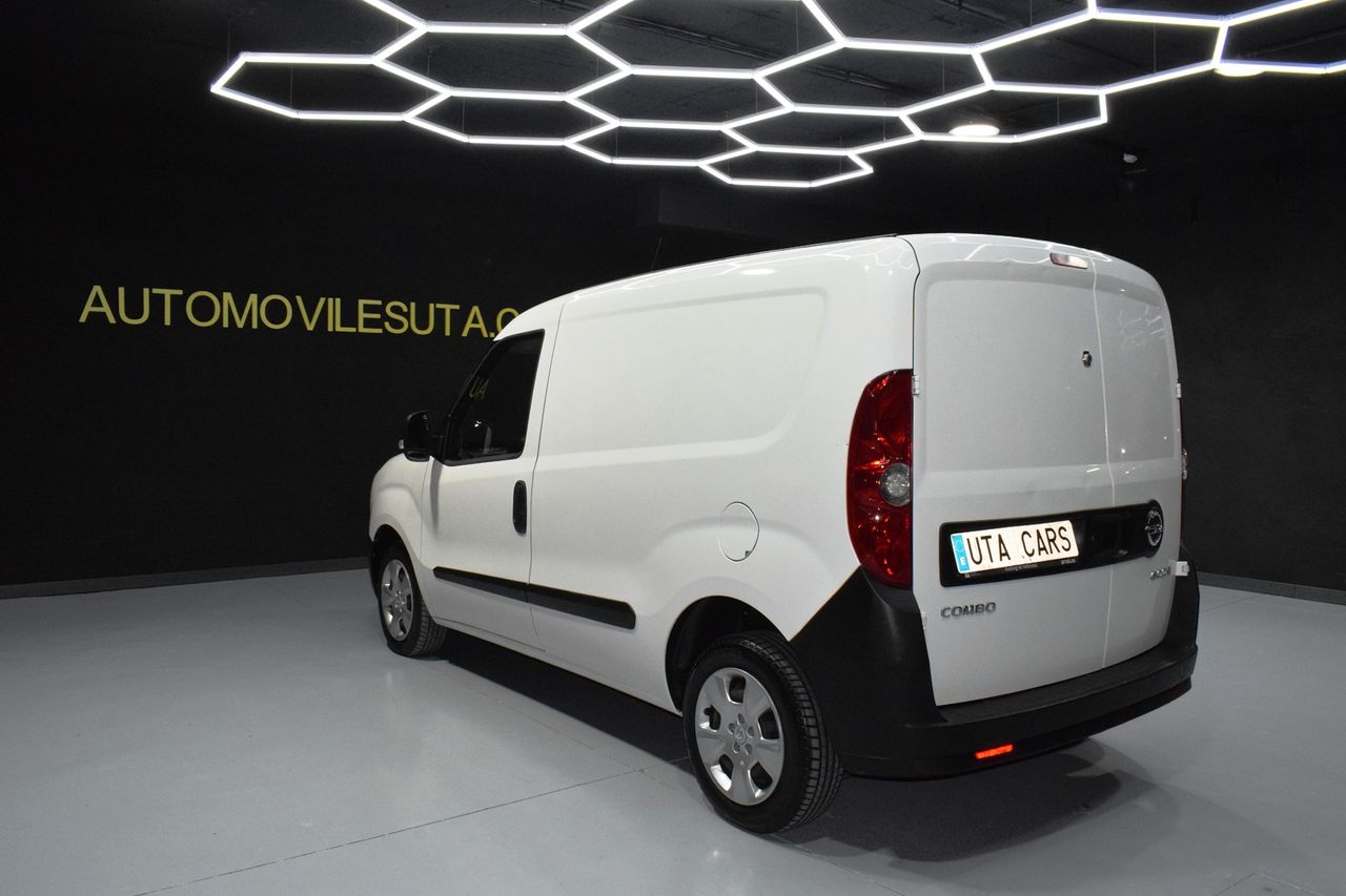 Opel Combo Cargo Cargo 1.3 CDTI 70kW (95CV) L1 H1 - Foto 5