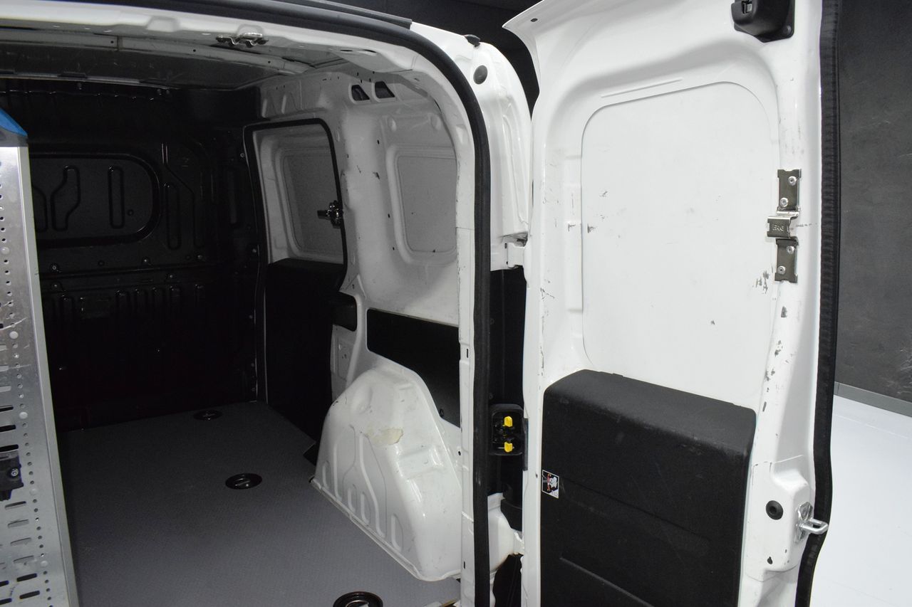 Opel Combo Cargo Cargo 1.3 CDTI 70kW (95CV) L1 H1 - Foto 12