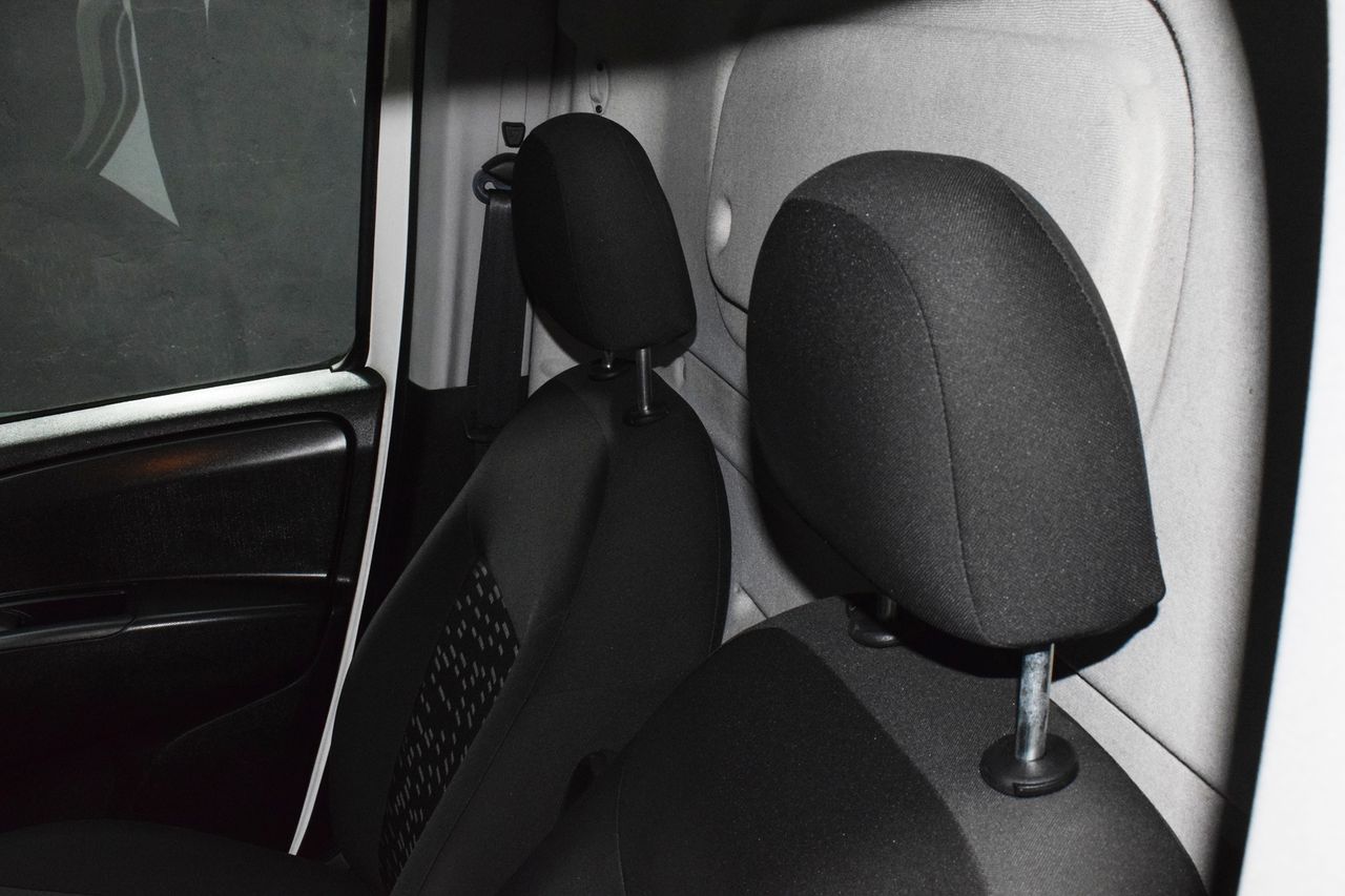 Opel Combo Cargo Cargo 1.3 CDTI 70kW (95CV) L1 H1 - Foto 32