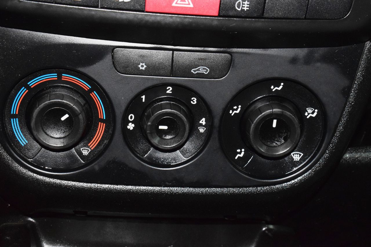 Opel Combo Cargo Cargo 1.3 CDTI 70kW (95CV) L1 H1 - Foto 24