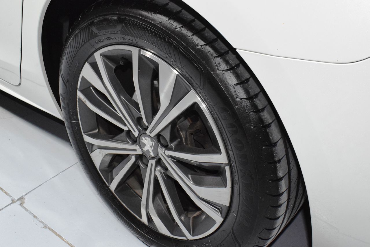 Peugeot 508 5P Allure BlueHDi 130 S&S EAT8 - Foto 32