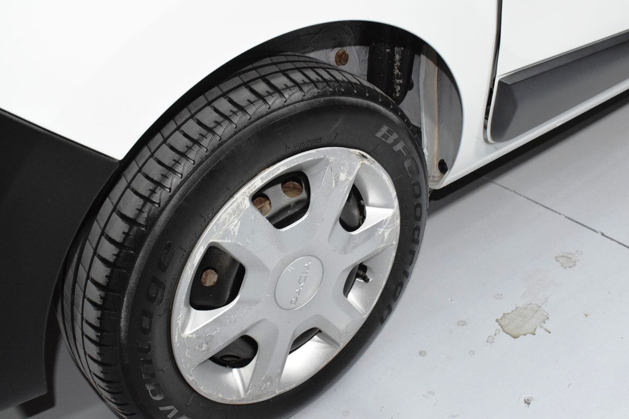 Dacia Dokker Essential 1.6 75kW (100CV) GLP -18 4 P - Foto 34