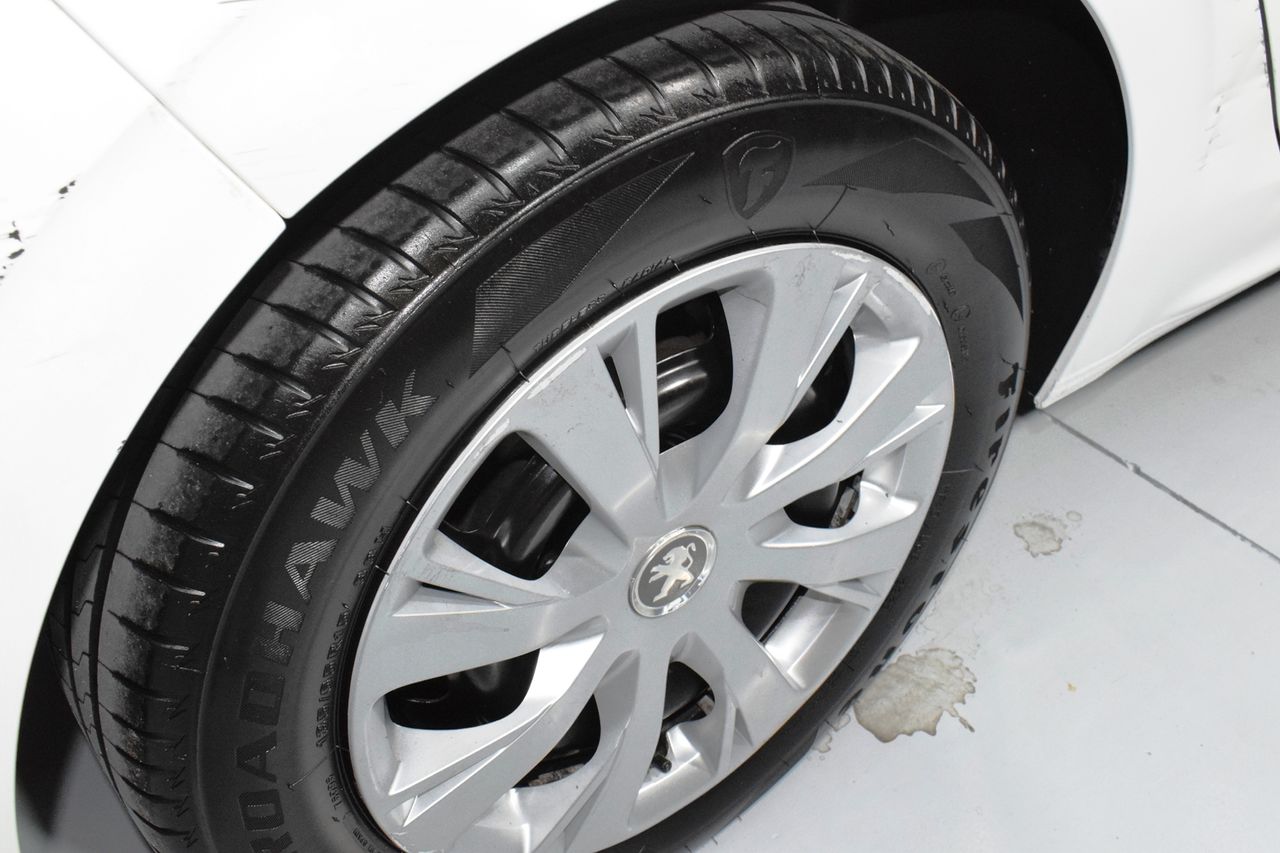 Peugeot 208 5P ACTIVE PureTech 60kW (82CV) - Foto 27