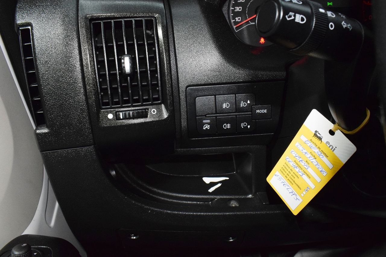 Citroën Jumper BlueHDi 88KW (120CV) Furgón 35L3H2 - Foto 30