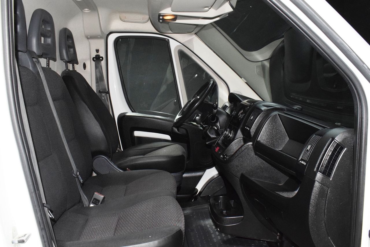 Citroën Jumper BlueHDi 88KW (120CV) Furgón 35L3H2 - Foto 15